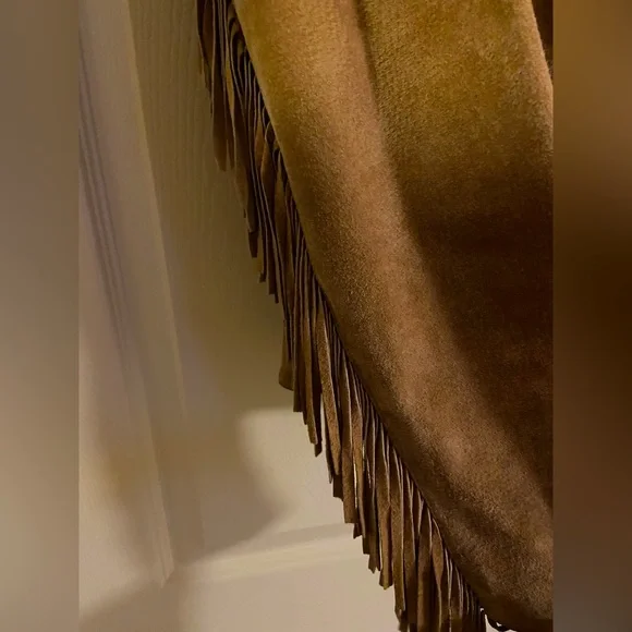 🤠🎶 EUC Women’s 100% Genuine Leather Fringe Jacket💯 - Picture 4 of 16